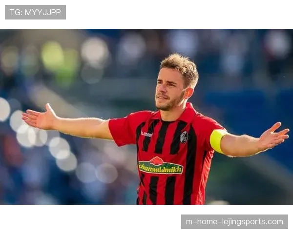 雷尔森角球助攻本塞拜尼头球破门，多特定位球战术成弗赖堡防线噩梦